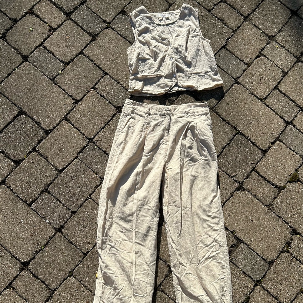 Women's Cream Pants & Vest Set
